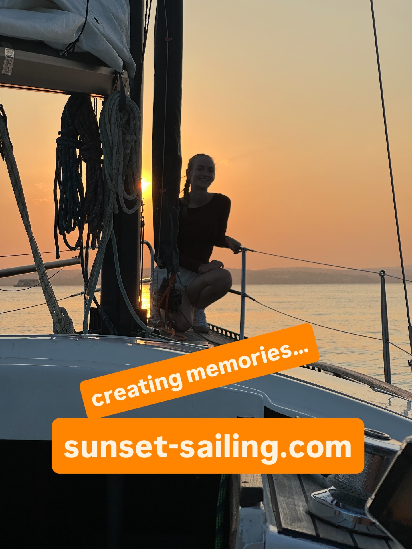 Goldene Wellen, ein sanfter Wind und die Sonne, die langsam hinter den Alpen versinkt – so fühlt sich Freiheit an. 🌅⛵
Beim Sunset-Sailing auf dem Bodensee gleiten wir in den Abend hinein, umgeben von leuchtenden Farben und einer Ruhe, die man nur auf dem Wasser findet. Ein Moment, der bleibt. ✨#SunsetSailing #BodenseeLiebe #SegelnAmBodensee #Sonnenuntergang #SailingLife #Segeln #LakeConstance #GoldenHour #BodenseeMomente #Wellenliebe #Segelglück #MagicHour #BodenseeErleben